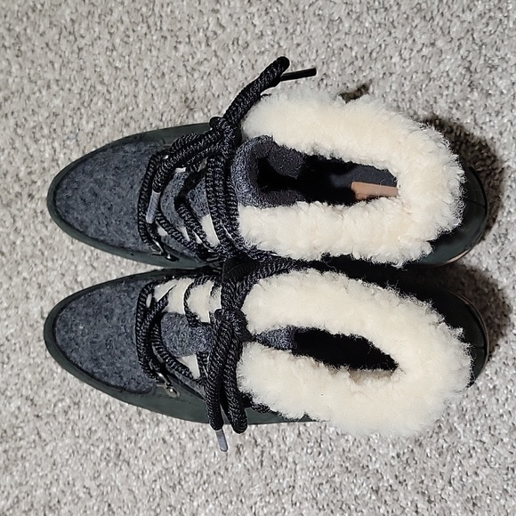 Sorel Boots - Picture 4 of 8